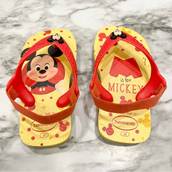 Havaianas Mickey Mouse Sandals - Picture 3 of 4